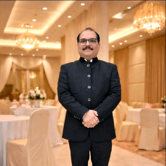 Subodh Dixit assumes charge as CEO of South East U.P. Power Transmission Co. Ltd.